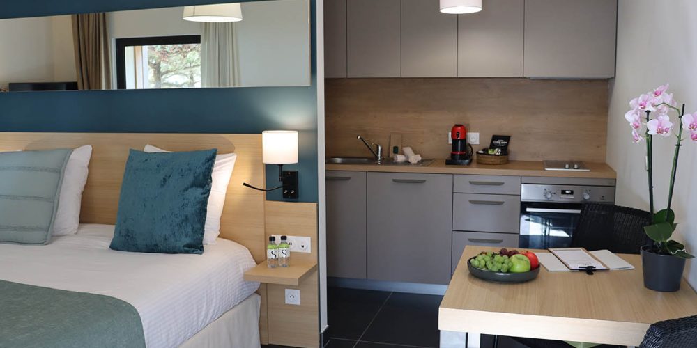 Lodges Beach House chambre et kitchenette 2 personnes Santa Giulia