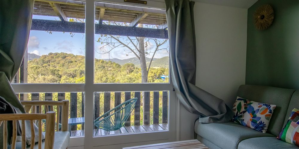 Salon avec terrasse à Porto Vecchio