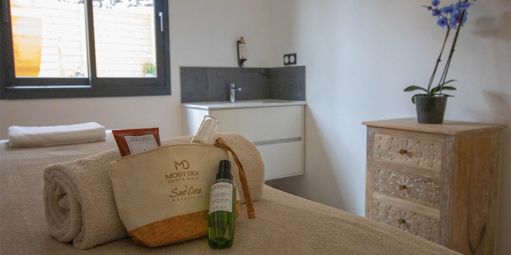 Cabine spa by l'Oasis produits de soin Sothys