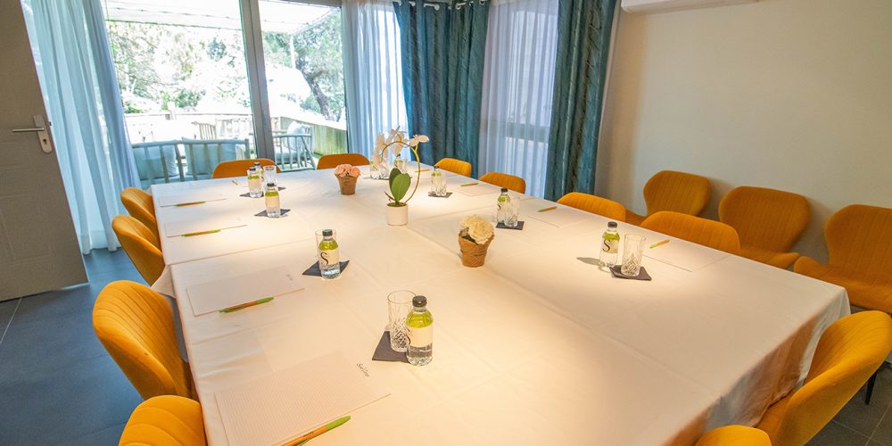 salle de réunion à santa giulia salle de sous-commission à Santa Giulia